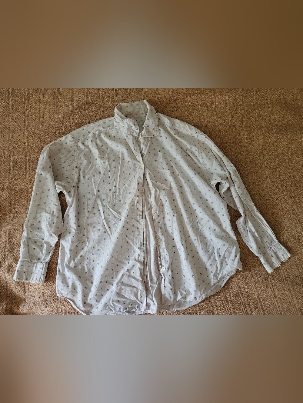 Idioms Vintage White Men's Button-Down Shirt with Dot Print